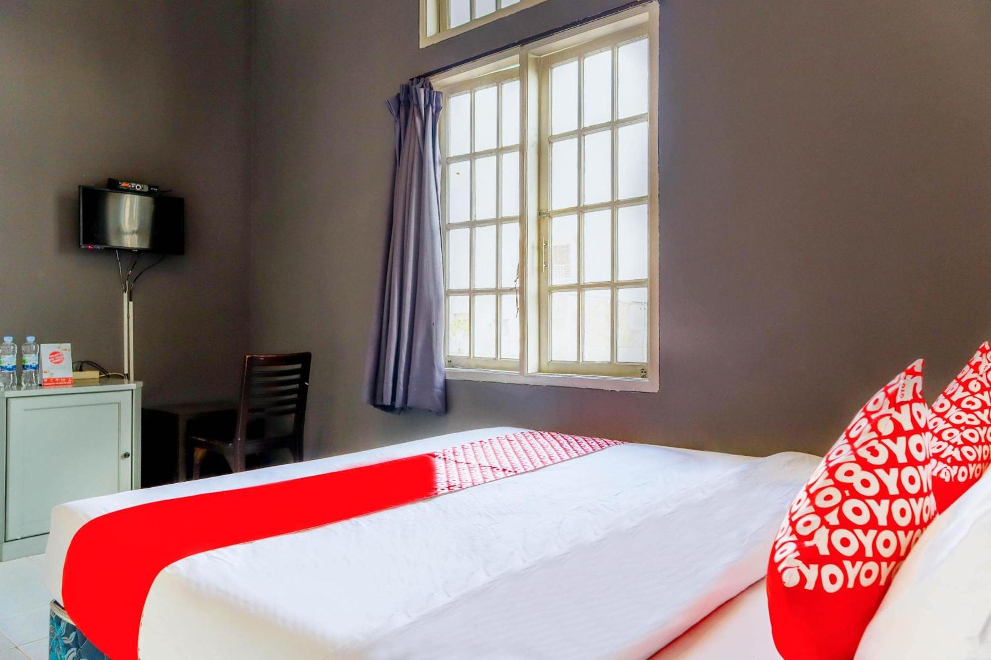 Oyo 1111 Pasar Baru Inn ジャカルタ エクステリア 写真
