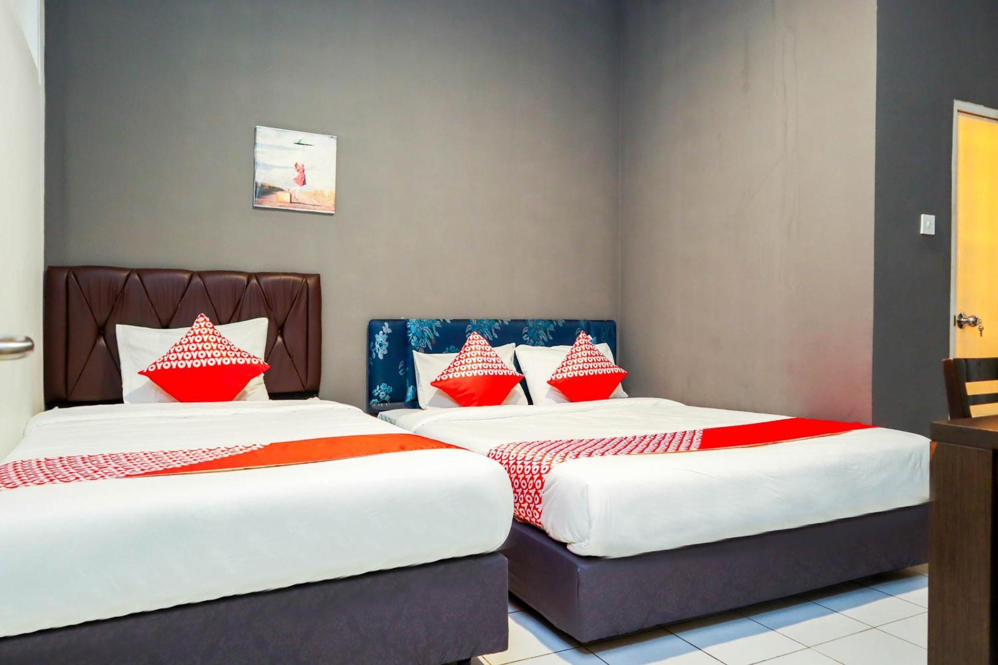 Oyo 1111 Pasar Baru Inn ジャカルタ エクステリア 写真