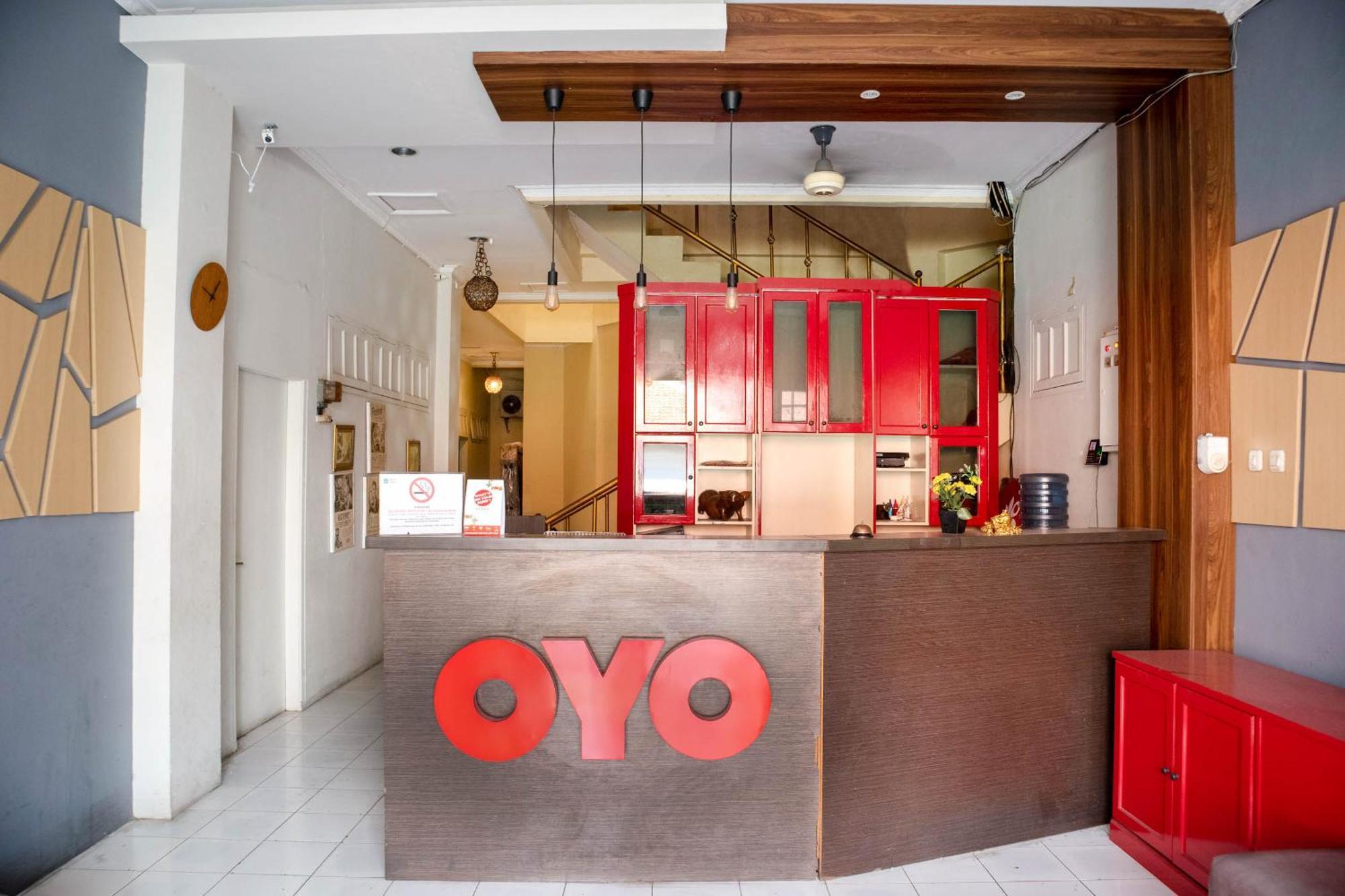 Oyo 1111 Pasar Baru Inn ジャカルタ エクステリア 写真