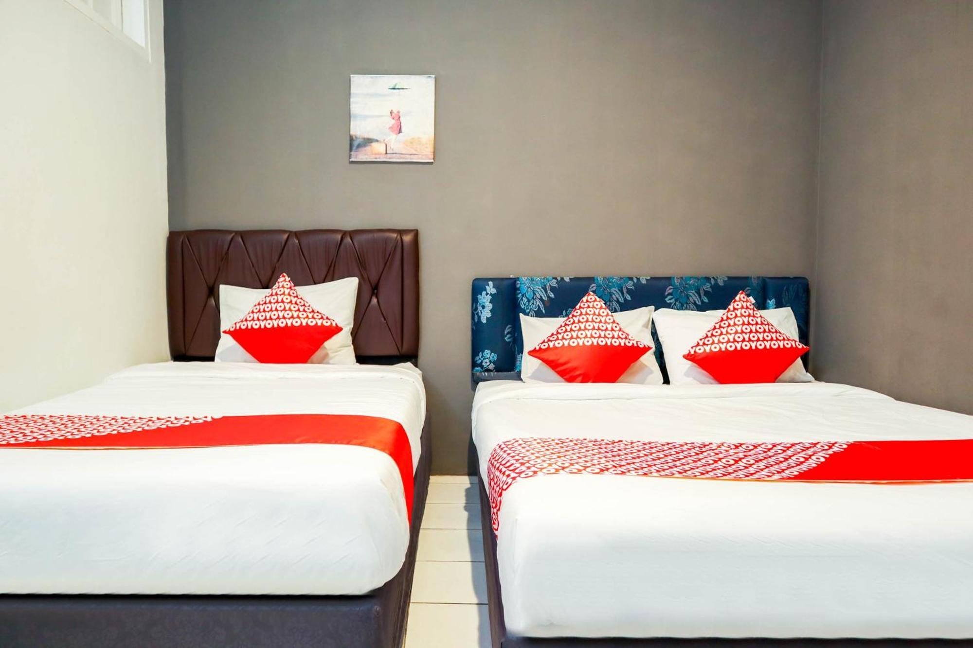 Oyo 1111 Pasar Baru Inn ジャカルタ エクステリア 写真