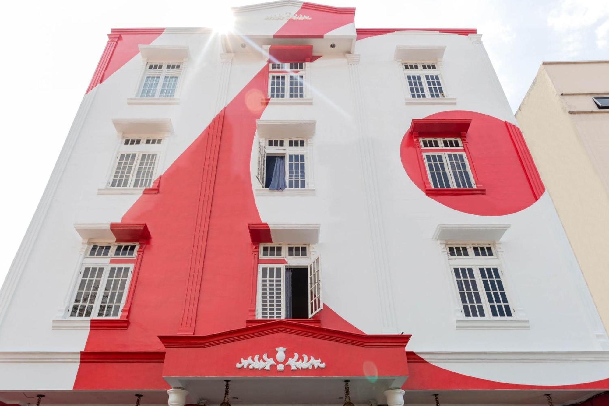 Oyo 1111 Pasar Baru Inn ジャカルタ エクステリア 写真
