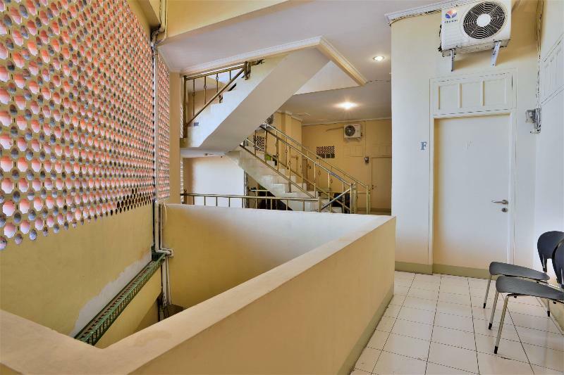 Oyo 1111 Pasar Baru Inn ジャカルタ エクステリア 写真
