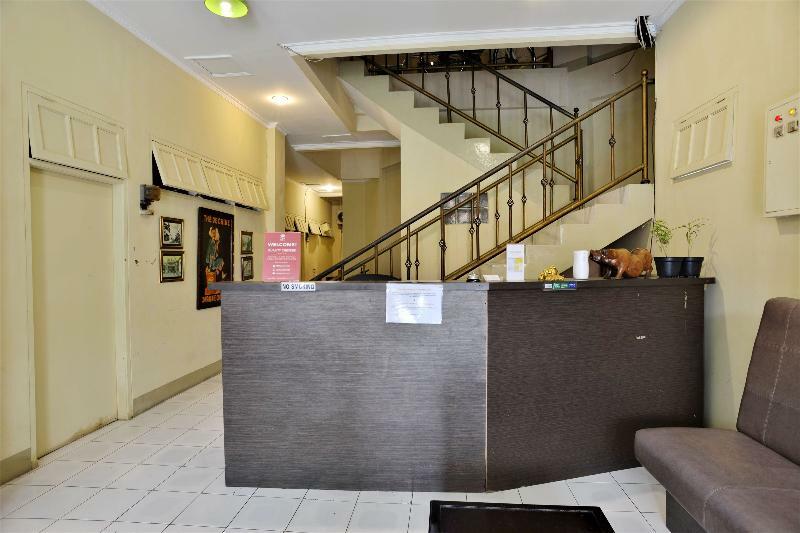 Oyo 1111 Pasar Baru Inn ジャカルタ エクステリア 写真